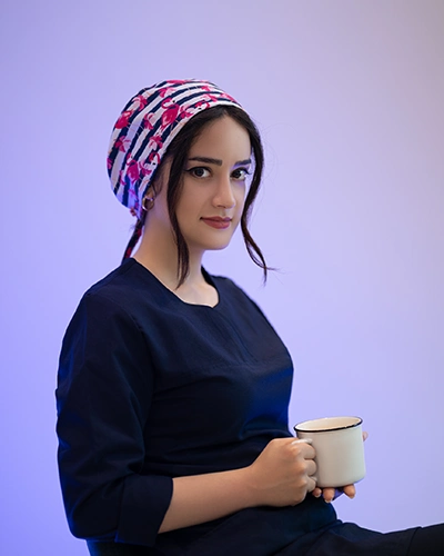 نگین محبی